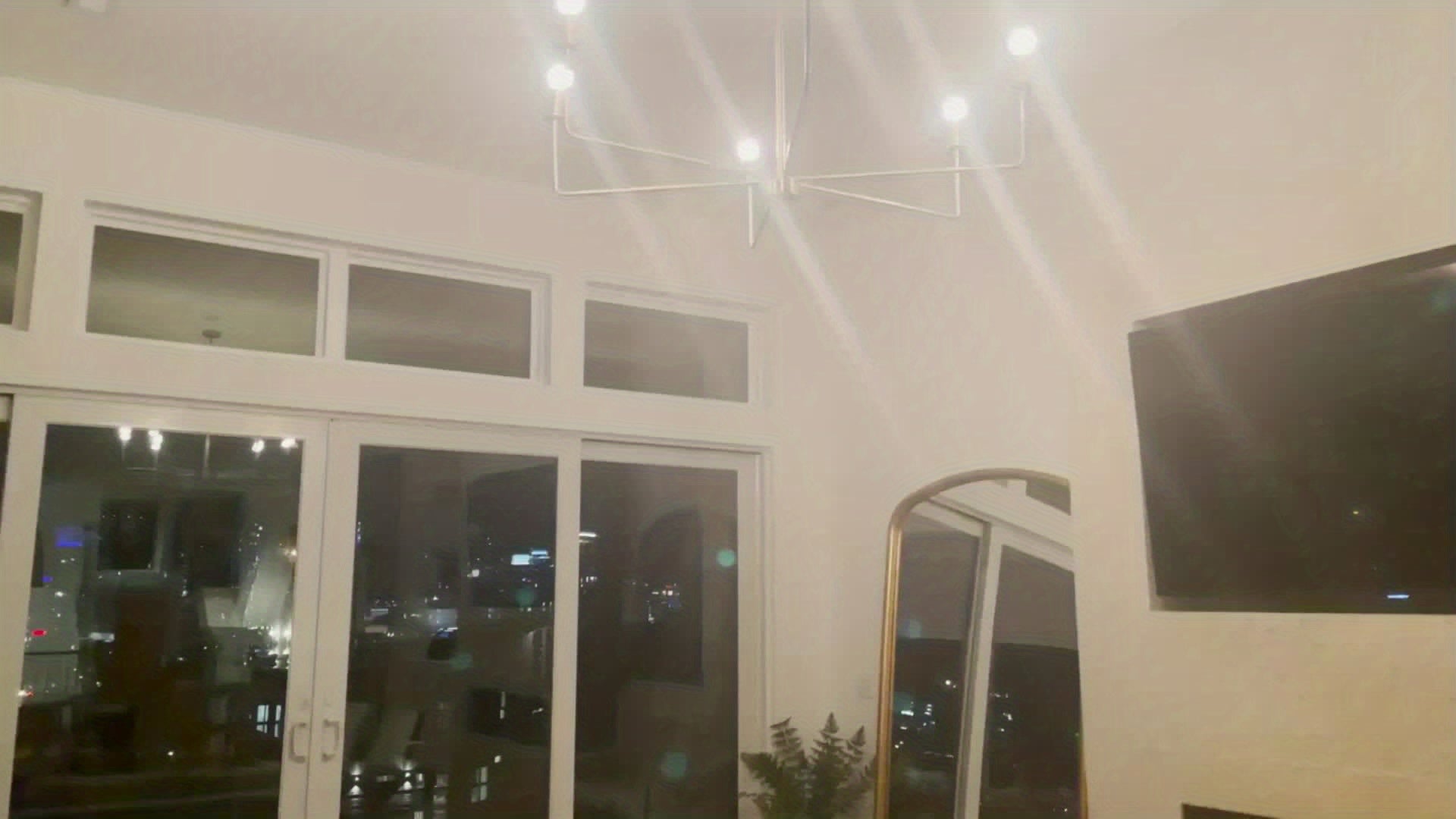 Set of 2 Modern White PU Dining Chairs with Woven Backrest & Hardwood Legs - Classic Contemporary Accent Chairs, Easy-Clean Wipeable Surface, Comfortable Seating for Kitchen, Dining Room, Living Room, Bedroom, Restaurant - Durable Synthetic Faux Lea